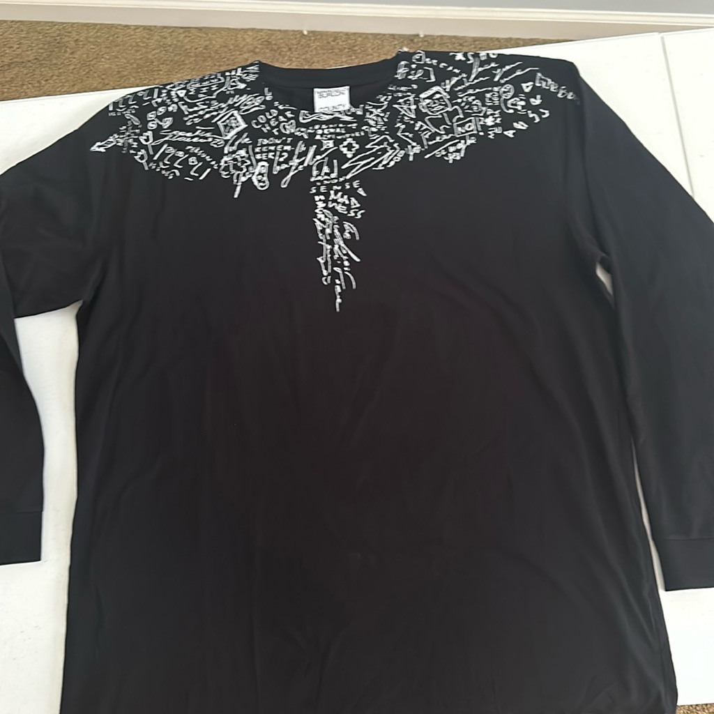 Men’s Long Sleeve Marcelo Burlon County Of Milan. Never Worn. Size Xl.